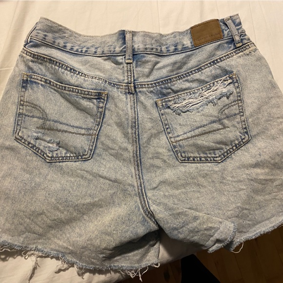 American Eagle Mom Short, Size 10 - Picture 2 of 4